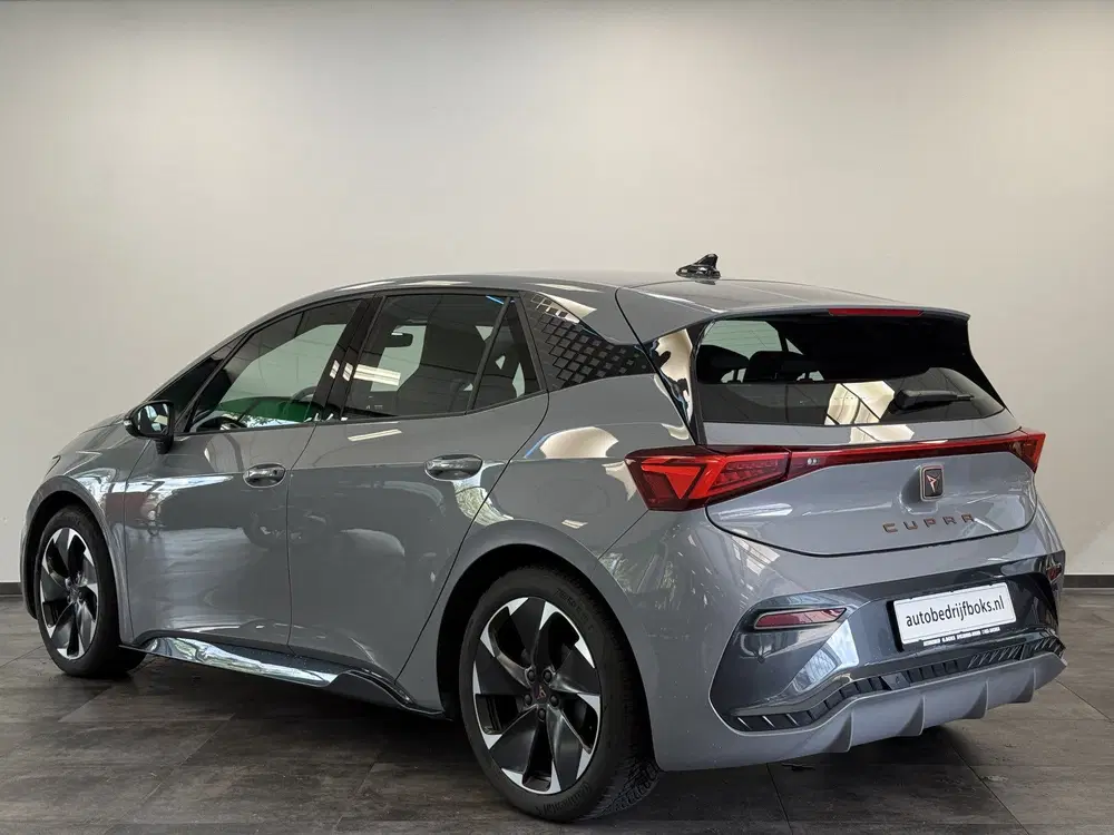 Cupra Born Impulse 62 kWh Virtual Cockpit Apple uit 2024, foto 3