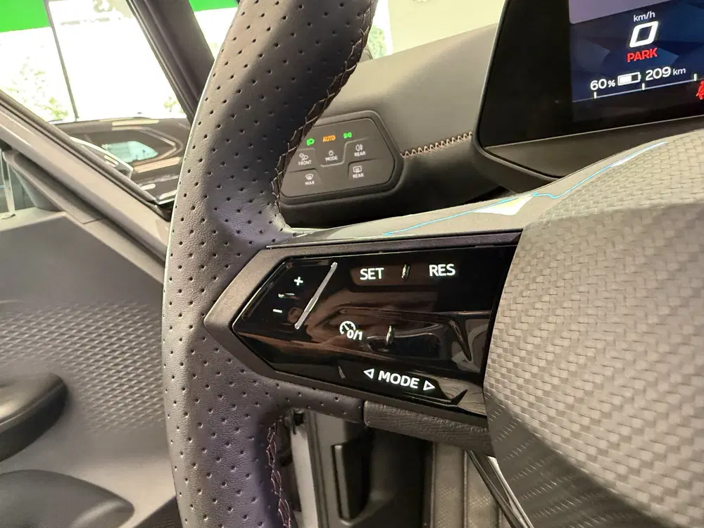 Cupra Born Impulse 62 kWh Virtual Cockpit Apple uit 2024, foto 8