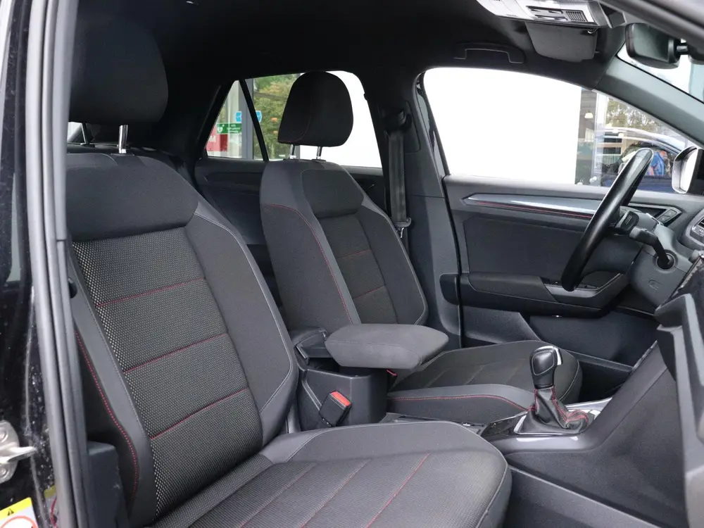Volkswagen T-Roc 1.5 TSI Sport Business R | Afneembare Trekh uit 2021, foto 8
