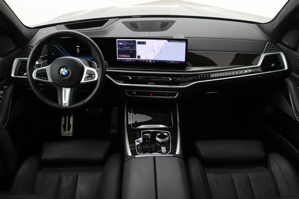 BMW X7 xDrive40i uit 2024, foto 4