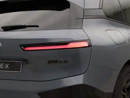 BMW iX M60 uit 2023, foto 15