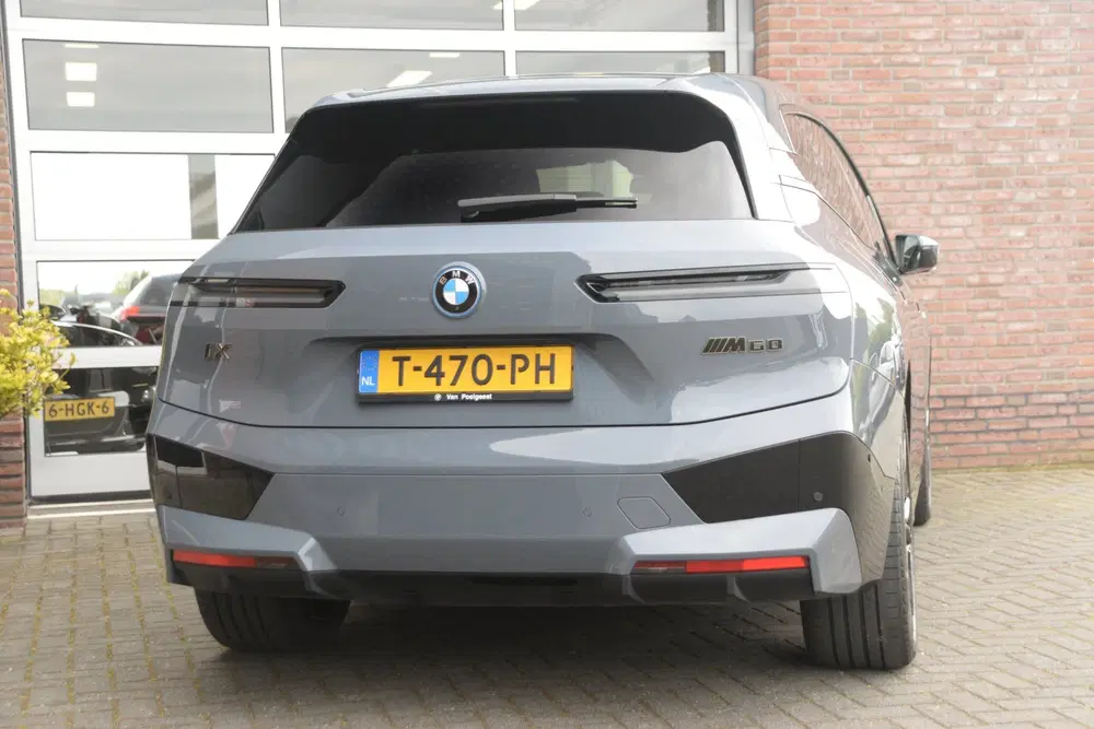 BMW iX M60 uit 2023, foto 7