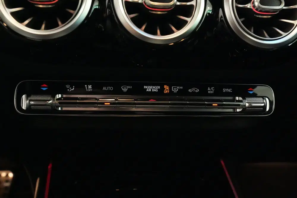 Mercedes-Benz B-Klasse 200 Premium AMG Full-led Navigatie Ca uit 2019, foto 19