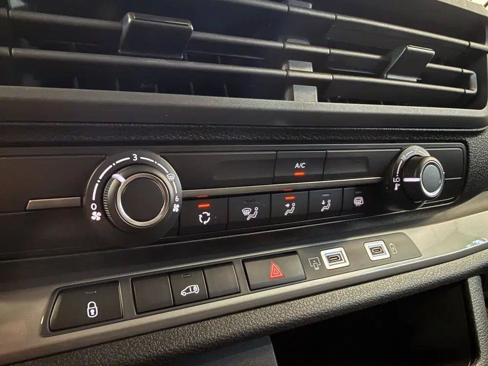 Opel Vivaro L2 75 kWh 3 Persoons Achteruitrijcamera uit 2025, foto 17
