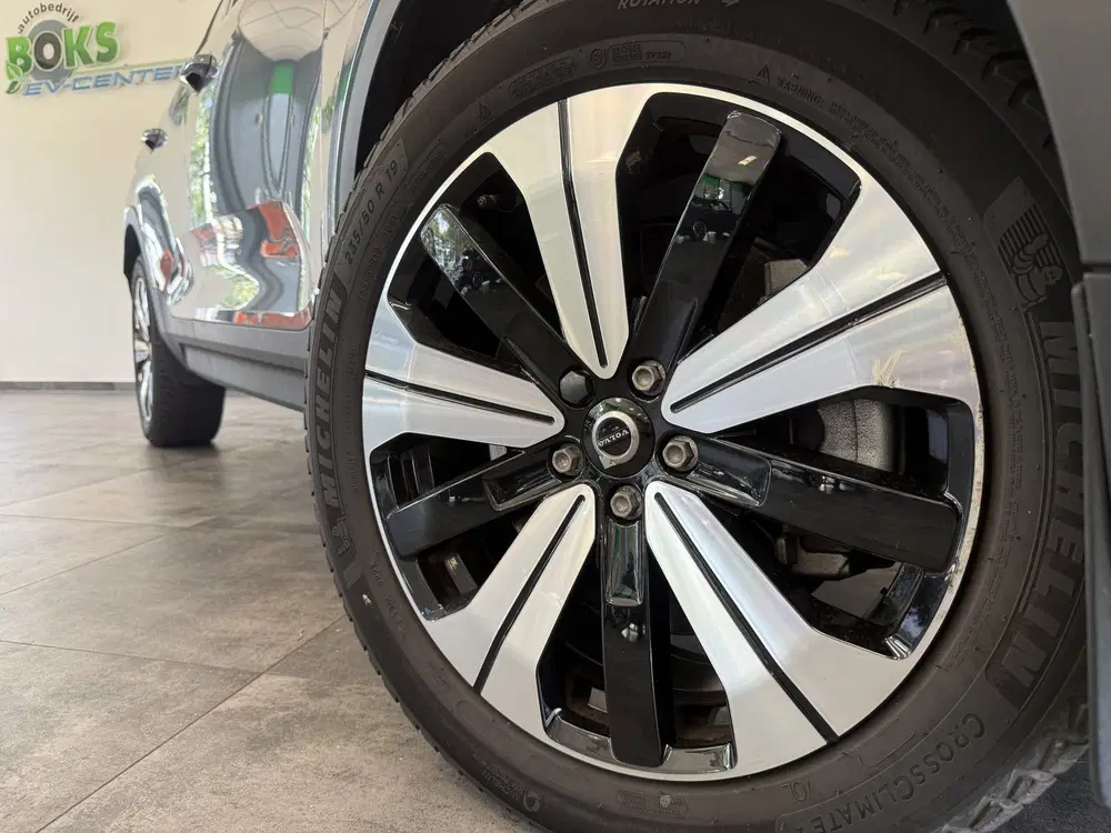 Volvo XC40 1.5 T4 Plug-in hybrid Ultimate Bright ACC uit 2022, foto 5