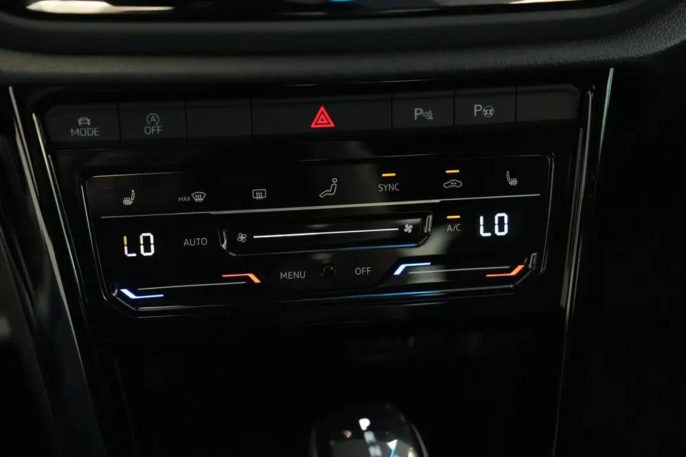 Volkswagen T-Roc 1.5 TSI R-Line Edition Cabriolet Camera PDC uit 2023, foto 15