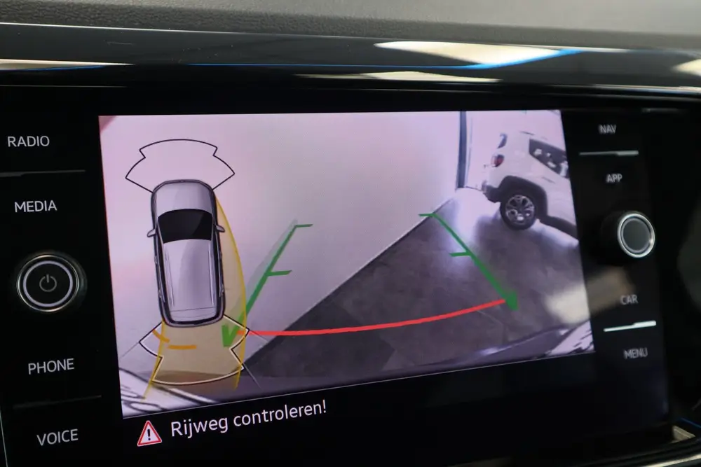 Volkswagen T-Cross 1.0 TSI Style Navigatie Full-led Adaptive uit 2022, foto 19