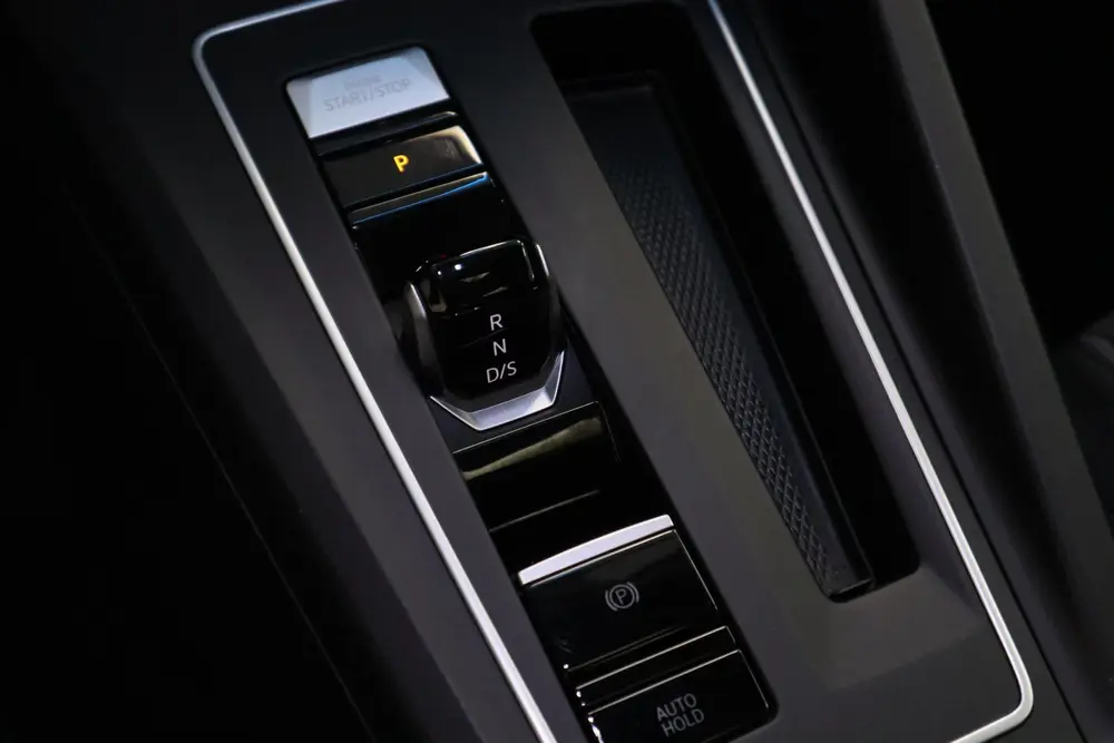 Volkswagen Golf 1.4 eHybrid Style Panoramadak Stoelverwarmin uit 2021, foto 13