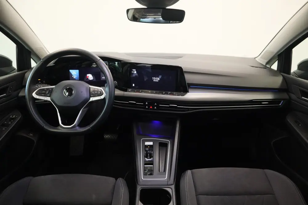 Volkswagen Golf 1.4 eHybrid Style Panoramadak Stoelverwarmin uit 2021, foto 6