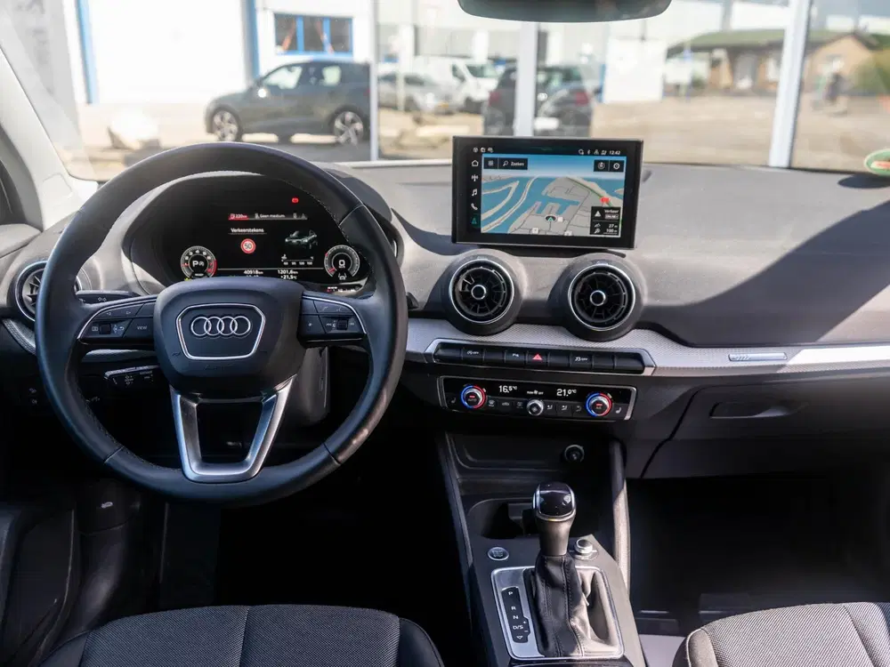 Audi Q2 35 TFSI S Edition DSG (Automaat) Carplay uit 2024, foto 6