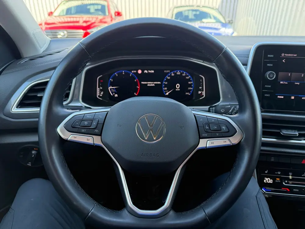 Volkswagen T-Roc 1.5 TSI Style / Airco / Navi / Massage stoe uit 2023, foto 15