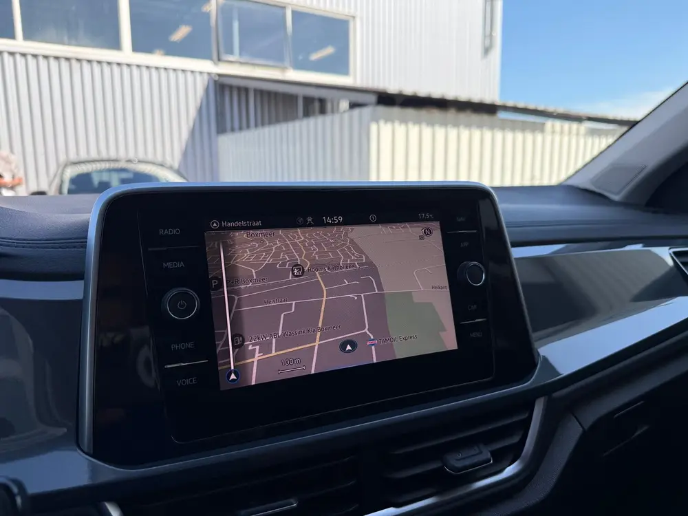 Volkswagen T-Roc 1.5 TSI Style / Airco / Navi / Massage stoe uit 2023, foto 20