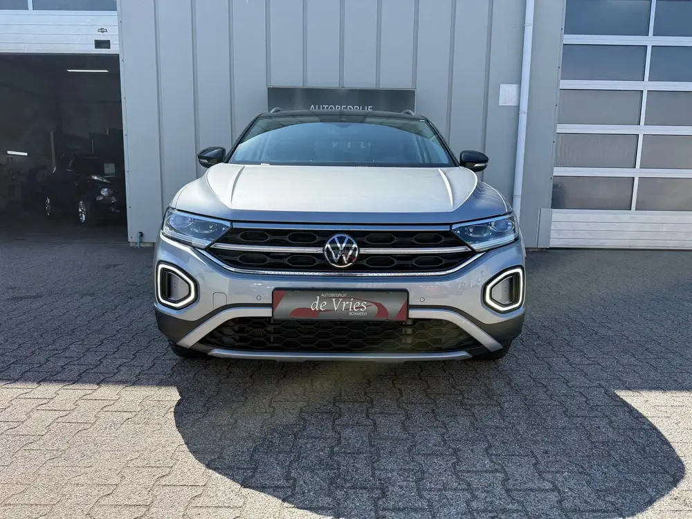 Volkswagen T-Roc 1.5 TSI Style / Airco / Navi / Massage stoe uit 2023, foto 4