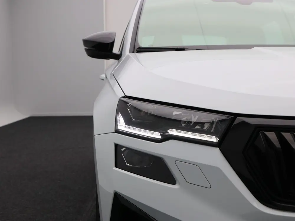 Skoda Karoq 1.5 TSi 150 Pk Automaat Sportline Business uit 2022, foto 10
