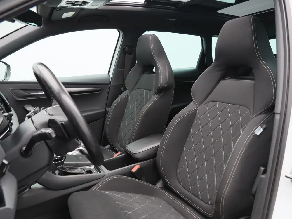 Skoda Karoq 1.5 TSi 150 Pk Automaat Sportline Business uit 2022, foto 5