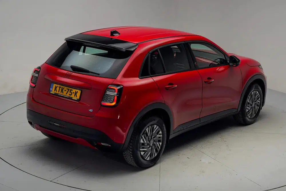 Fiat 600e RED 54 kWh [ LED Apple uit 2024, foto 13