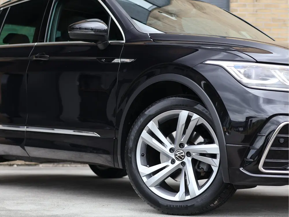 Volkswagen Tiguan 1.4 TSI 150PK R-Line Pano | IQ.Light | HUD uit 2021, foto 13