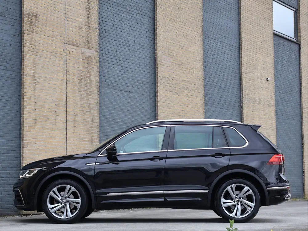 Volkswagen Tiguan 1.4 TSI 150PK R-Line Pano | IQ.Light | HUD uit 2021, foto 5