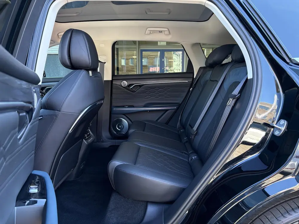 Voyah Free Flagship 4WD 106 kWh | Panoramadak | Dynaudio Hi uit 2025, foto 13
