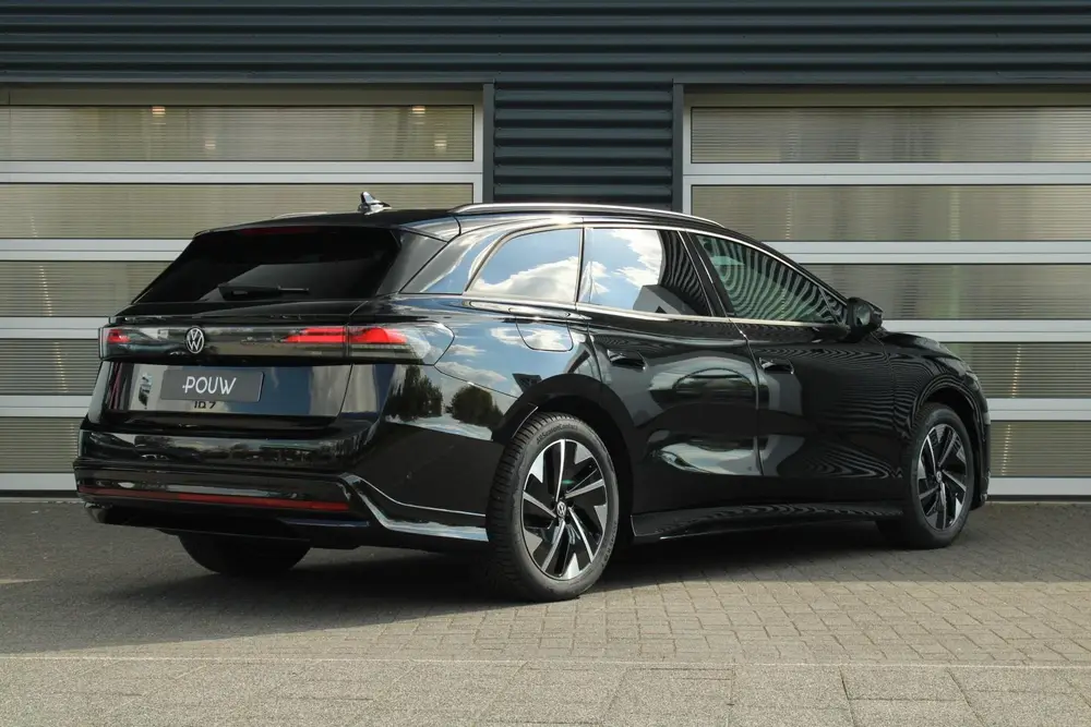 Volkswagen ID.7 Tourer 286pk Limited Edition 77 kWh | Black uit 2026, foto 2