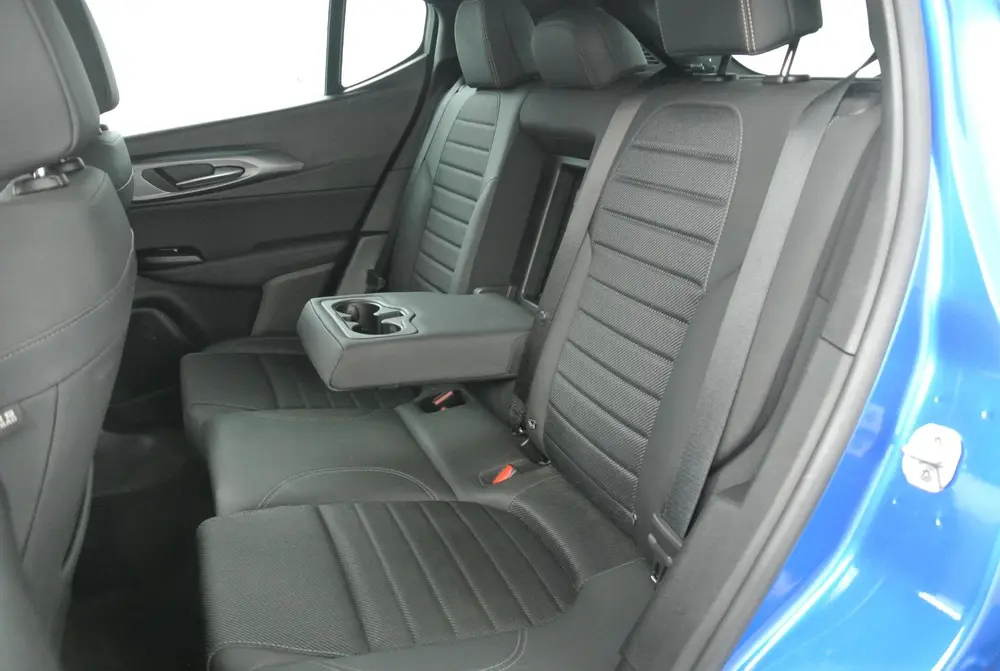 Alfa Romeo Tonale 1.3T PHEV 280pk Ti | Navigatie | Carplay/A uit 2023, foto 10
