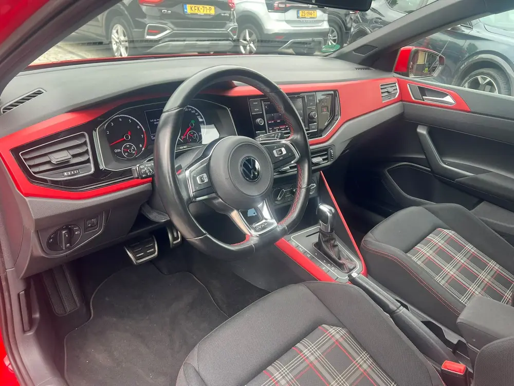 Volkswagen Polo 2.0 TSI GTI cruise, airco, stoelverw uit 2020, foto 2