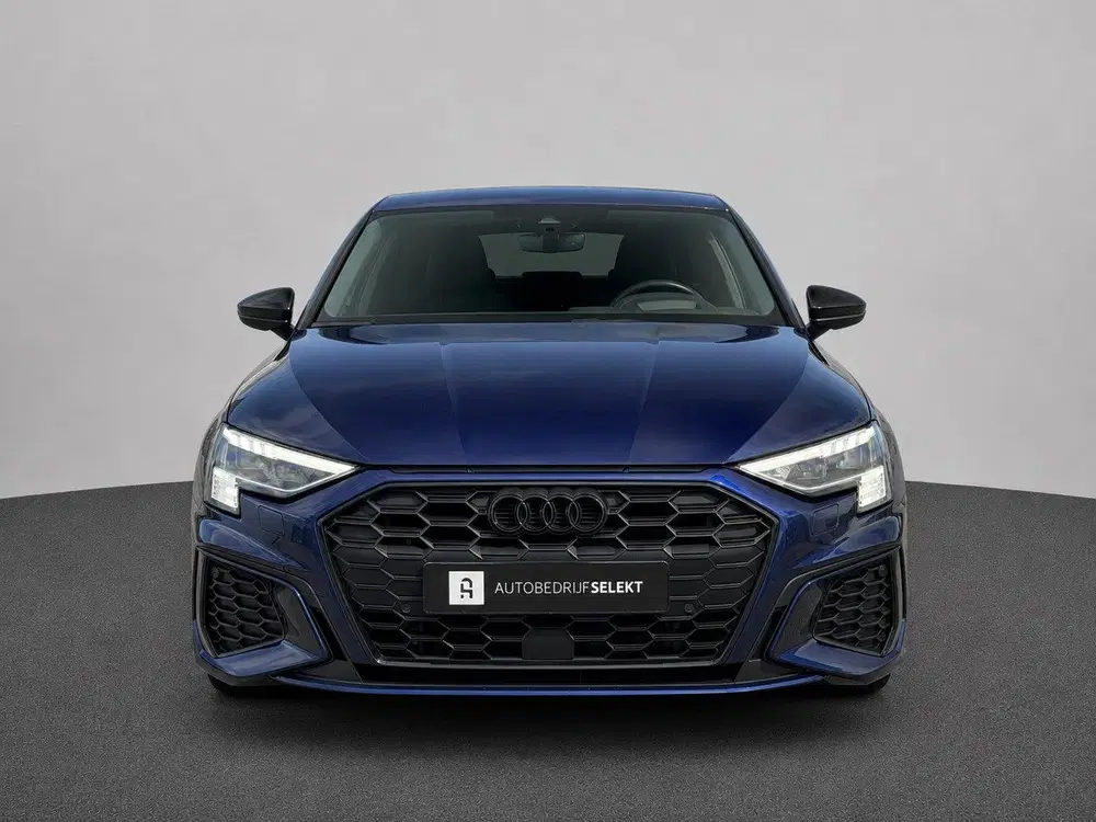 Audi A3 45 TFSI e S-line uit 2021, foto 8