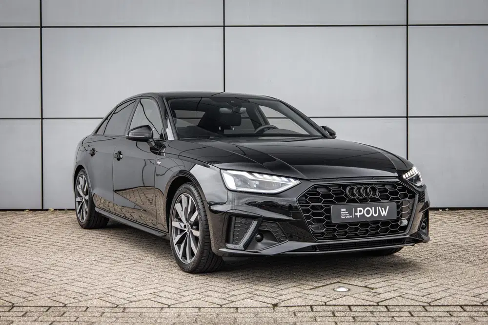 Audi A4 35 TFSI 150pk S-tronic S edition Competiti uit 2024, foto 10