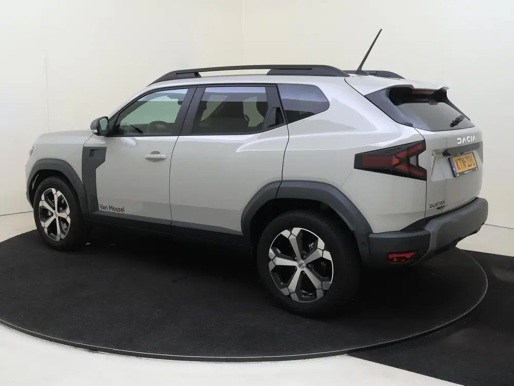 Dacia Duster 1.8 hybrid 155 limited edition uit 2026, foto 3