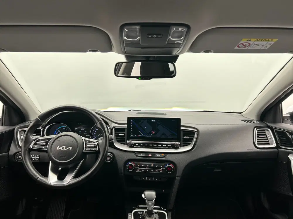 Kia Ceed 1.6 GDI PHEV DynamicPlusLine uit 2021, foto 2