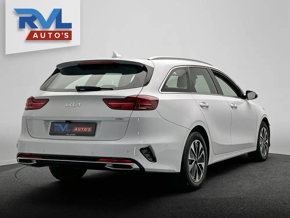 Kia Ceed 1.6 GDI PHEV DynamicPlusLine uit 2021, foto 5