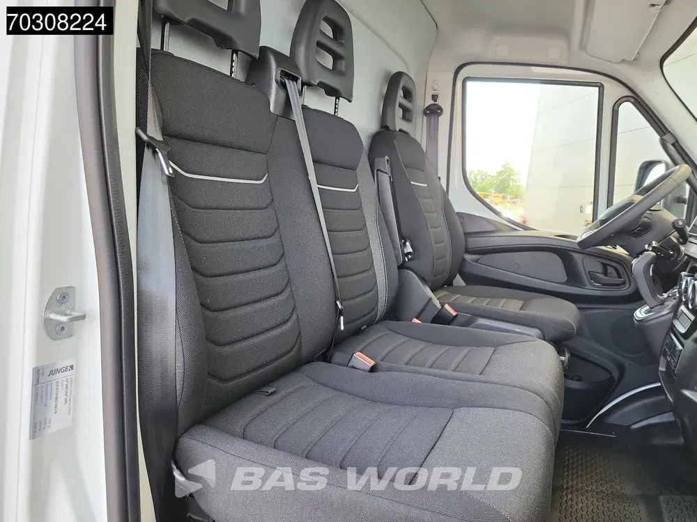 Iveco Daily Automaat Luchtvering 1000KG Laadklep Bakwa uit 2026, foto 16