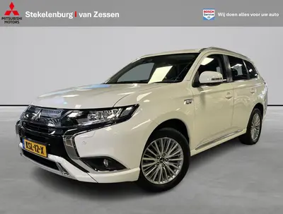 Mitsubishi Outlander 2.4 PHEV Limited adaptieve cruise contr uit 2019