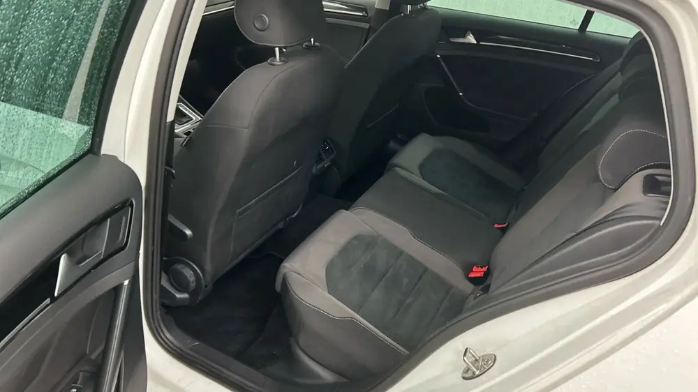 Volkswagen Golf 1.5 TSI 150 PK Highline DGS AUTOMAAT VOL LED uit 2019, foto 19