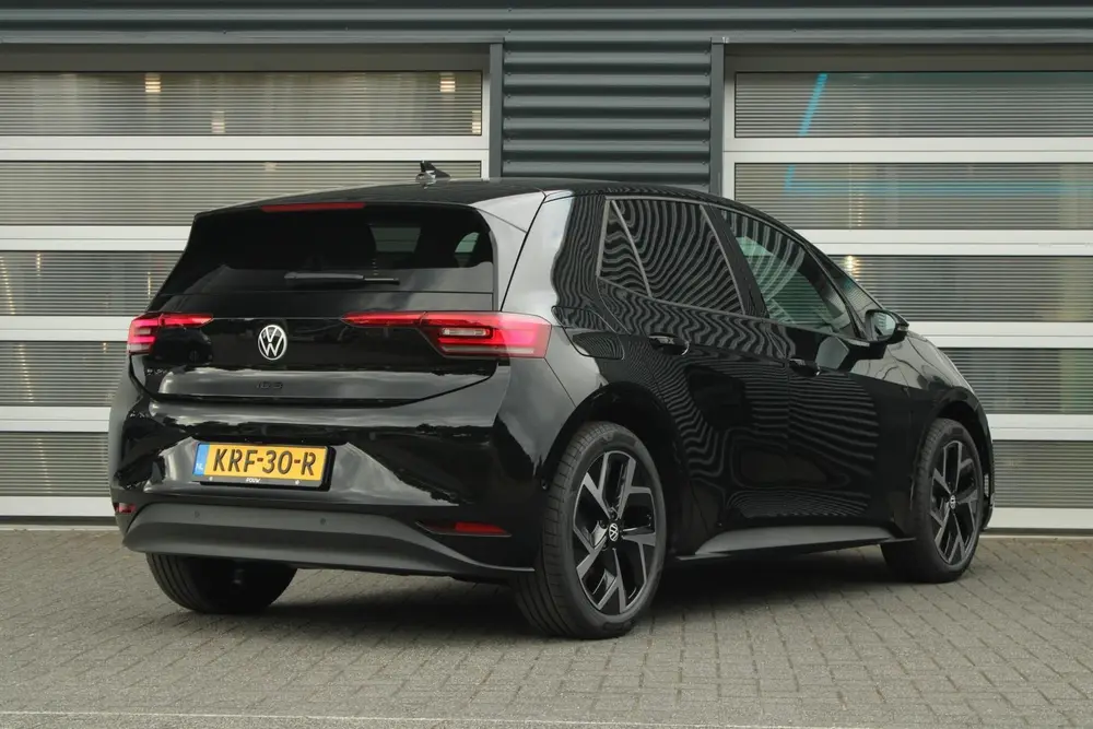 Volkswagen ID.3 204pk Pro Limited Edition 59 kWh | Steunhaak uit 2026, foto 2