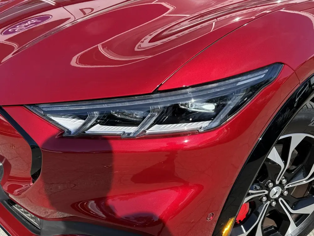 Ford Mustang Mach-E AWD 75 kWh uit 2021, foto 11