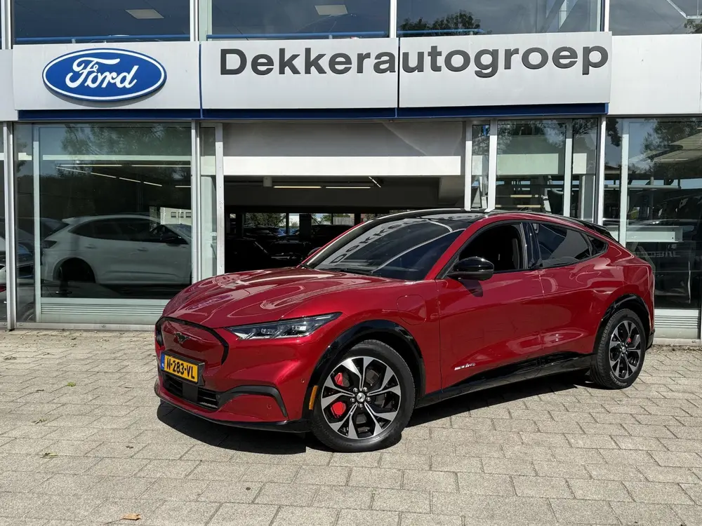 Ford Mustang Mach-E AWD 75 kWh uit 2021, foto 2