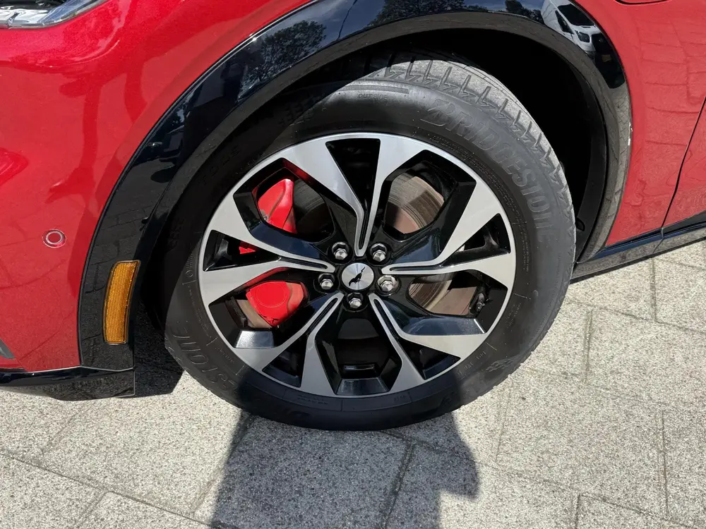 Ford Mustang Mach-E AWD 75 kWh uit 2021, foto 9