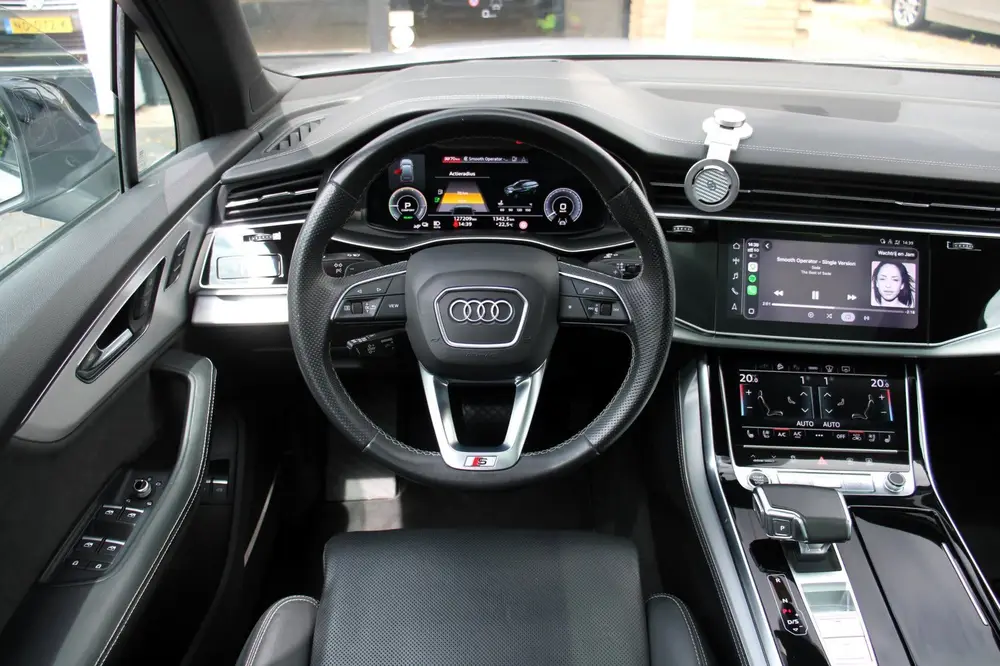 Audi Q7 60 TFSI e quattro Competition uit 2021, foto 5