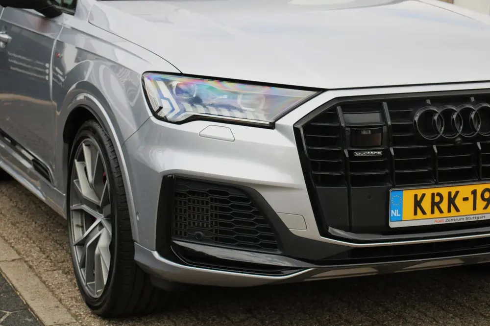 Audi Q7 60 TFSI e quattro Competition uit 2021, foto 6
