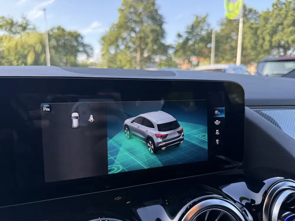 Mercedes-Benz GLA GLA 250 e Business Solution AMG Limited uit 2021, foto 19