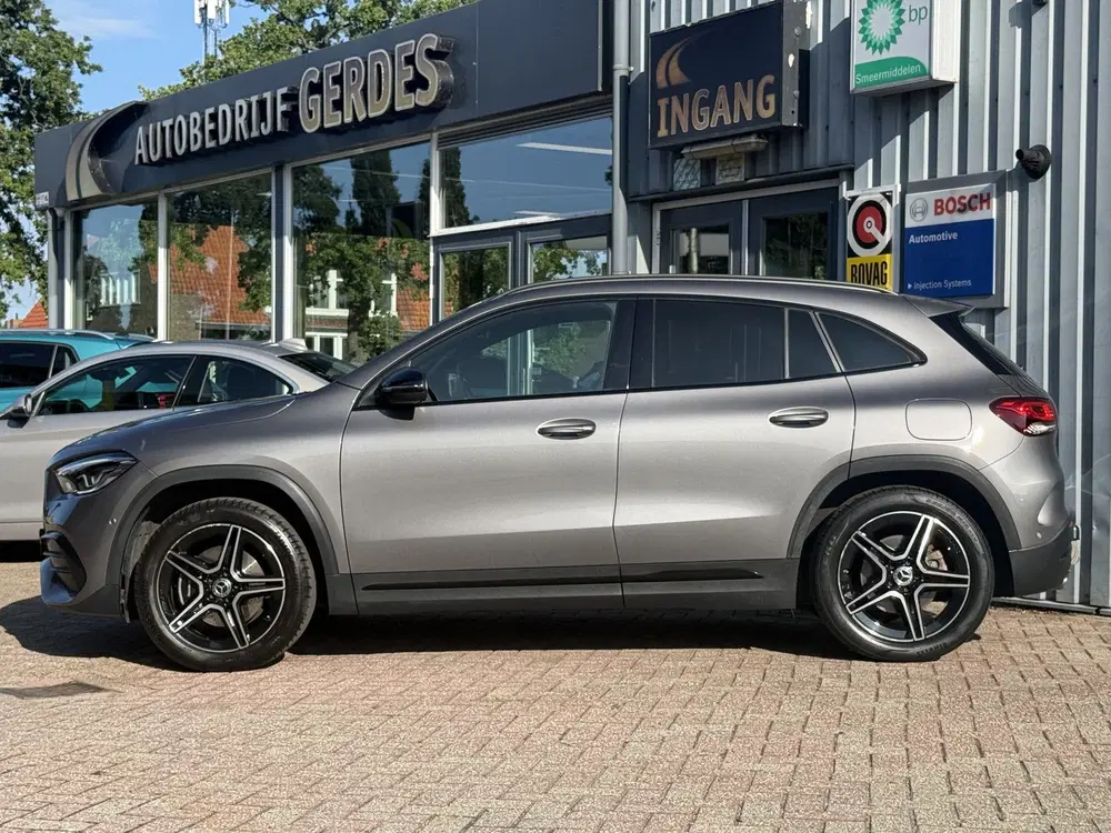 Mercedes-Benz GLA GLA 250 e Business Solution AMG Limited uit 2021, foto 2