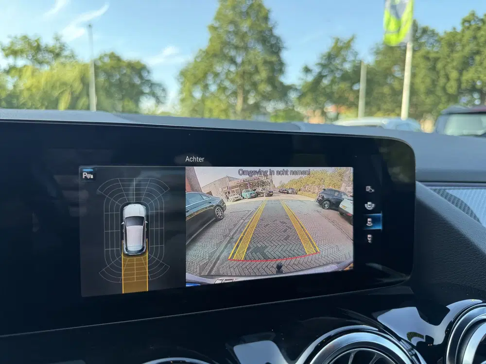 Mercedes-Benz GLA GLA 250 e Business Solution AMG Limited uit 2021, foto 20