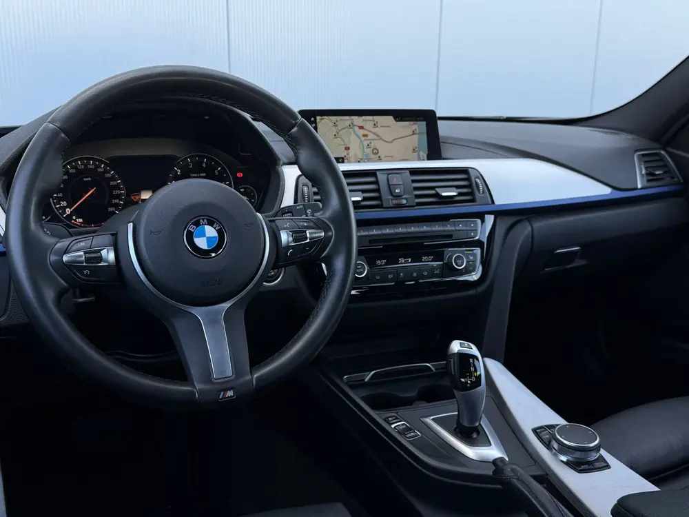 BMW 3-Serie 3 Serie Touring 318i M Sport Edition Automaat Navigatie/ uit 2019, foto 7
