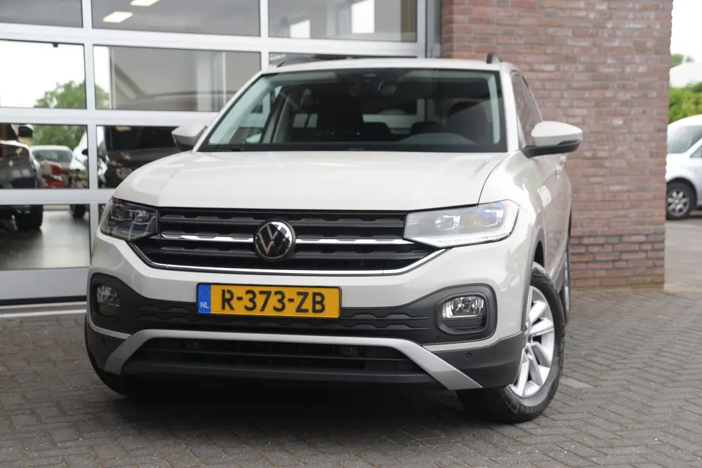 Volkswagen T-Cross 1.0 TSI Life | Camera | LED | NL Auto | A uit 2023, foto 2