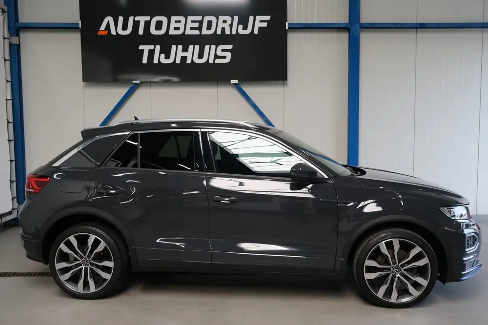 Volkswagen T-Roc 1.5 TSI Sport Business R-Line Automaat - N. uit 2021, foto 2