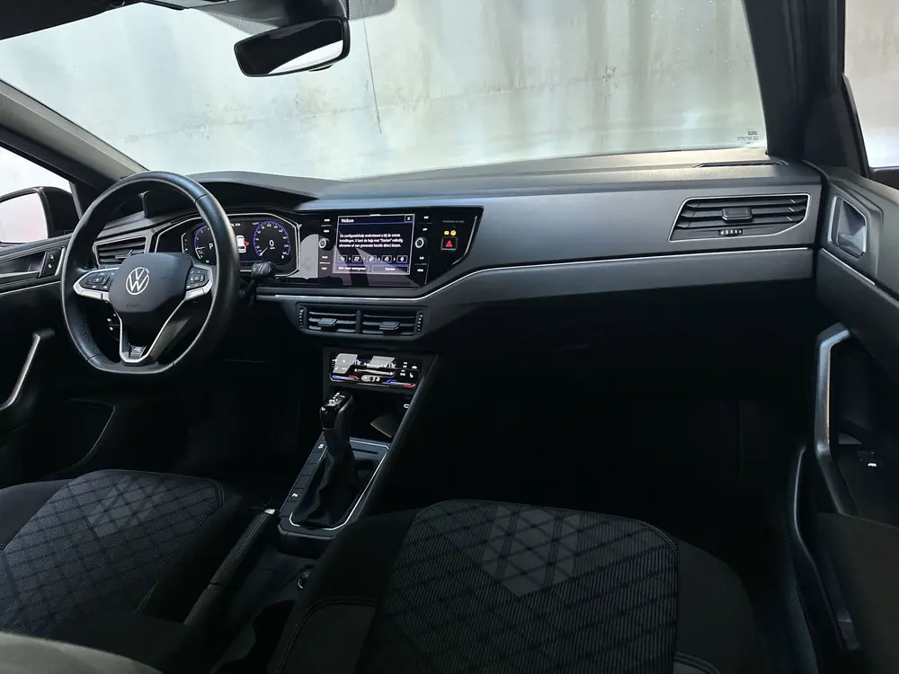 Volkswagen Polo 1.0 TSI DSG R-Line Camera Stoelverwarming Vi uit 2023, foto 2