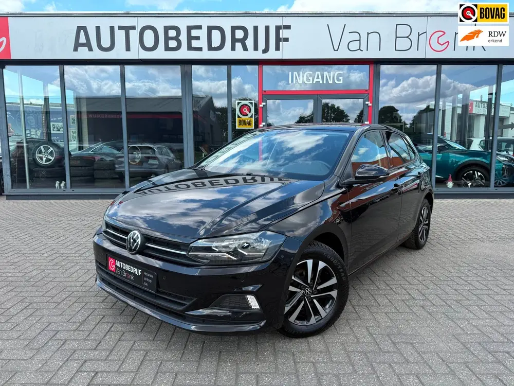 Volkswagen Polo 1.0 TSI Comfortline Business | Carplay | PDC uit 2021