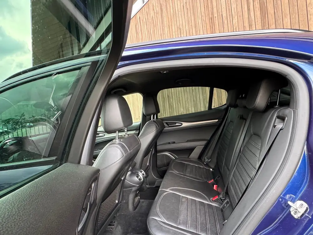 Alfa Romeo Stelvio 2.0 T AWD |ACC|Leder|Trekhaak|310 PK| uit 2019, foto 10