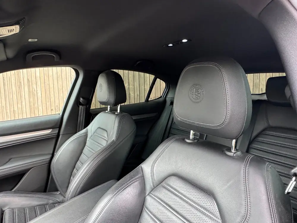 Alfa Romeo Stelvio 2.0 T AWD |ACC|Leder|Trekhaak|310 PK| uit 2019, foto 13